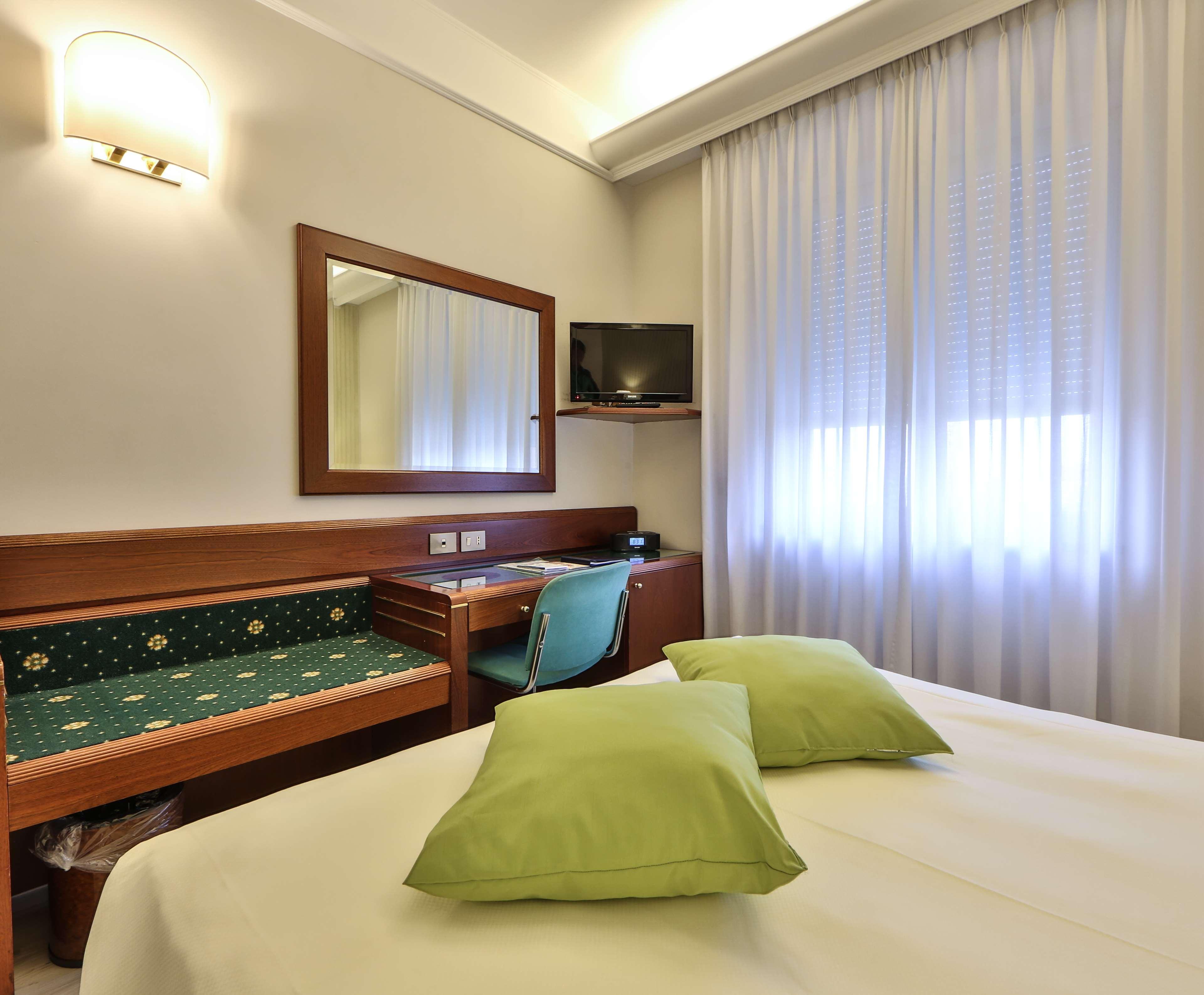 Hotel Astoria Sure Hotel Collection By Best Western Milán Exterior foto